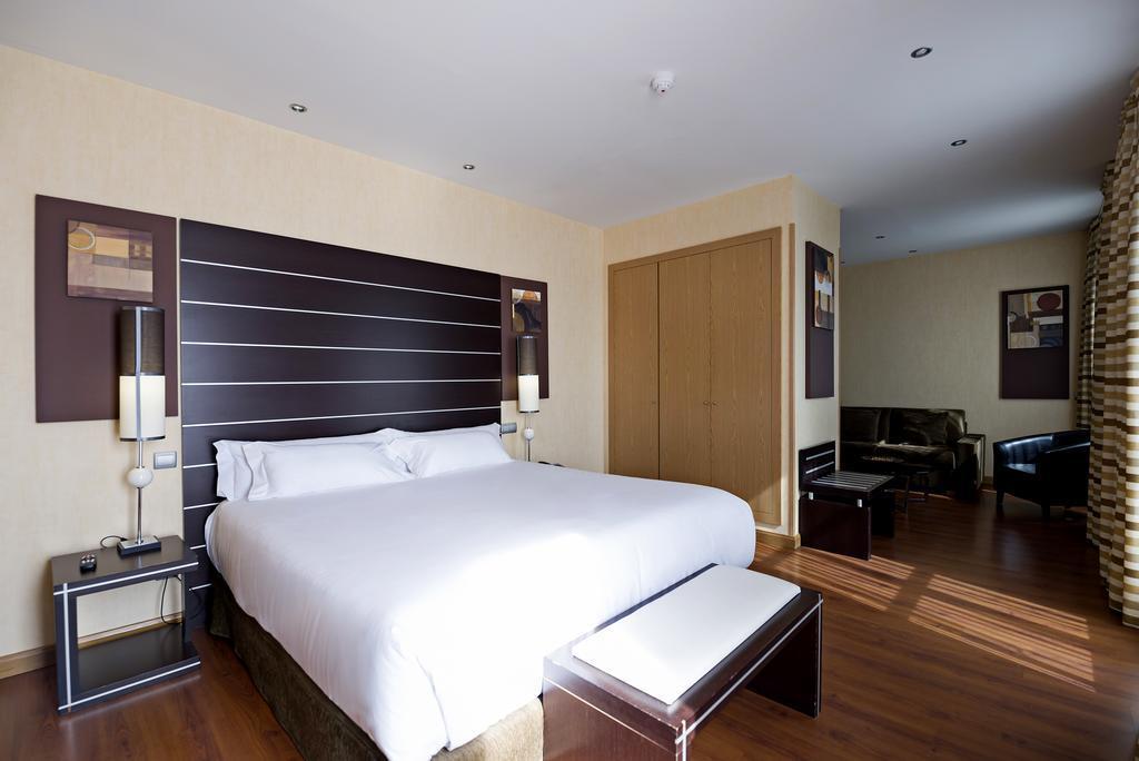 B&B Hotel Madrid Fuenlabrada Eksteriør billede